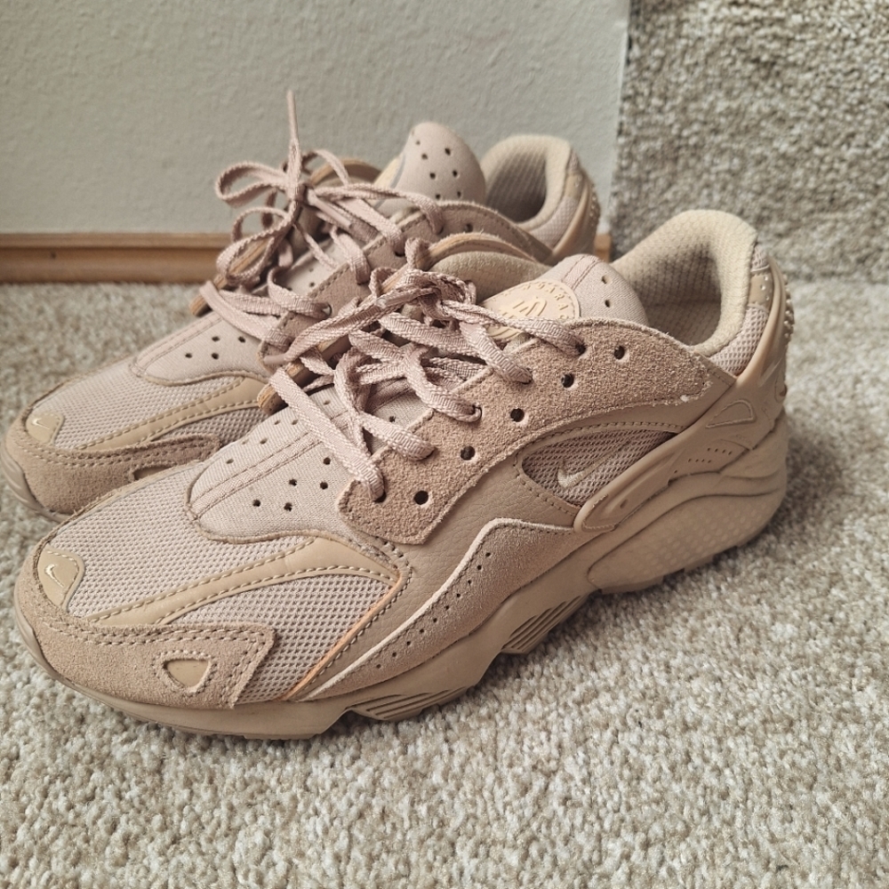 Nike Air Huarache Wheat/Tan Lace Up Sneakers Mens Size 5.5